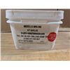 Image 2 : Sealed Pail full of 500 3/8-16x GR8.2B/B ASSM C/W HVY Hex Nuts