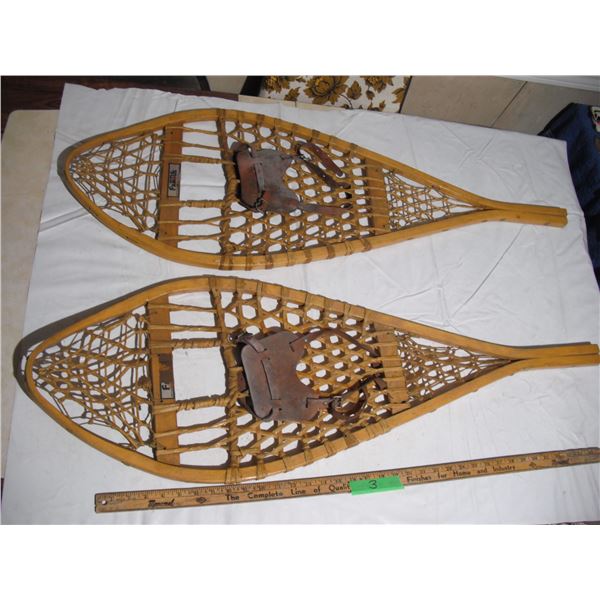 vintage world famous snow shoes (42" long)