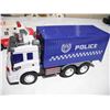 Image 5 : 1992 funrise ambulance noise maker (working) + police truck