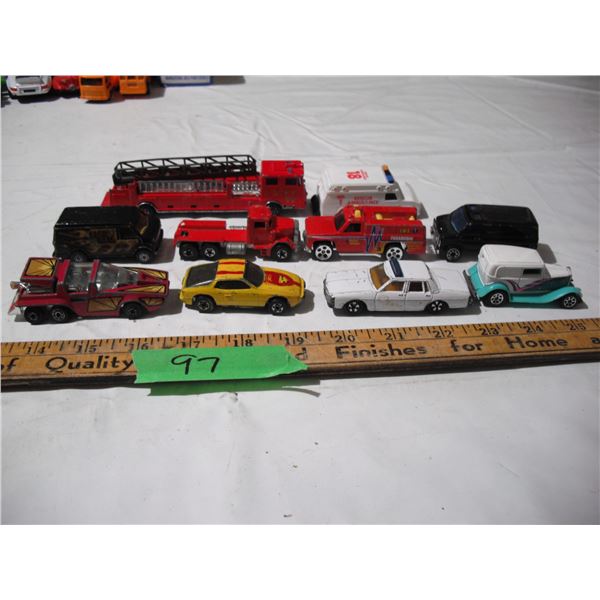 (10) vintage small toys