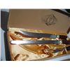 Image 3 : GH hill GM 3 pc bone handle carving set in original case