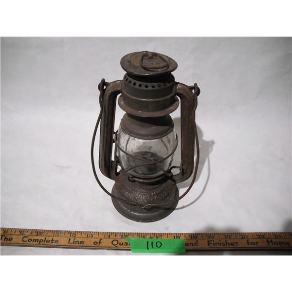 feuerhand 275 baby lantern w/ glass globe