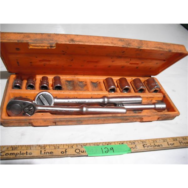 vintage gray socket set with 2 ratchets 1/2" both working