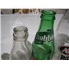 Image 3 : (4) vintage pop bottles
