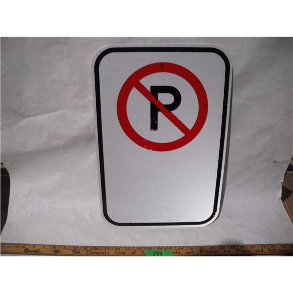 unused no parking aluminum sign (12x18)