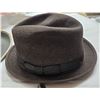 Image 2 : A couple of men’s hats in a hat box plus one Tilley hat and another similar one, all large 
