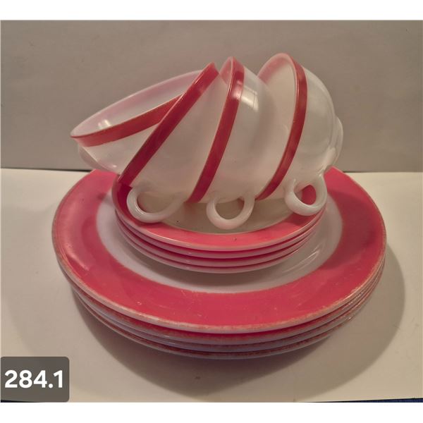 Pyrex - Flamingo Pink Coral milk glass, 4 cups & saucers, 4 10" dinner plates