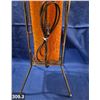 Image 3 : MCM Spaghetti spun lucite Floor Lamp, ashtray - solid brass, heavy piece