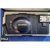 Image 2 : 1980s Olympus Compact 35 mm Camera w/flash and original case