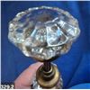 Image 2 : Set of 1920s glass door knobs