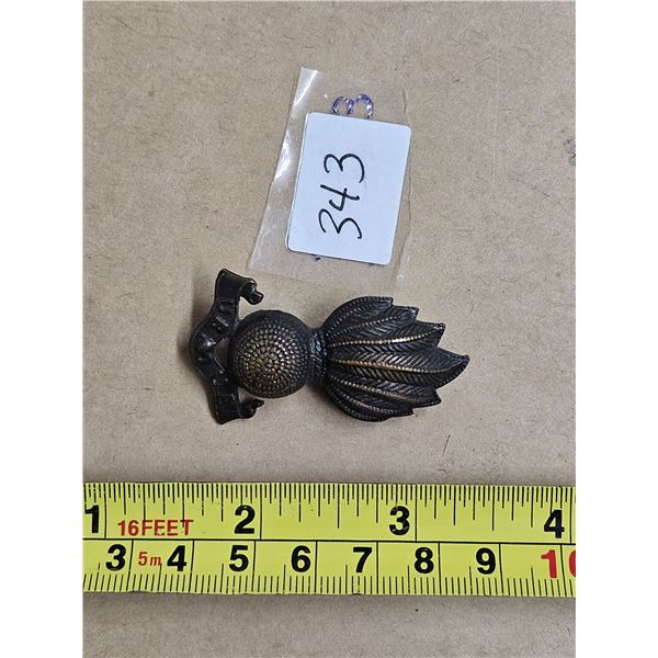 Royal Artillery Officer's bronze collar badge - WW2