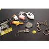 Image 1 : Vintage Keychain Lot
