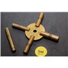 Image 1 : Clock Key Winder 4 sizes