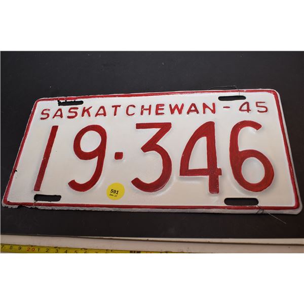 1945 Saskatchewan Truck Licence Plate - Repaint