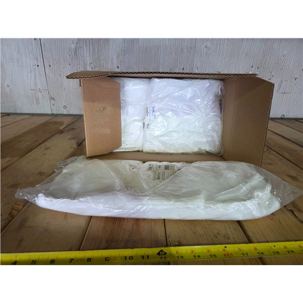 7 packs of disposable aprons