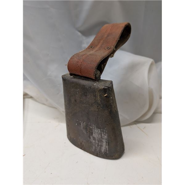 Vintage Cattle Bell w/ Strap and Knobber