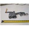 Image 2 : Vintage Smaller Grinder Hand Crank
