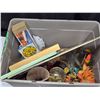 Image 2 : Bin of misc items