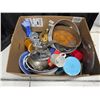 Image 1 : Box of misc kitchenware
