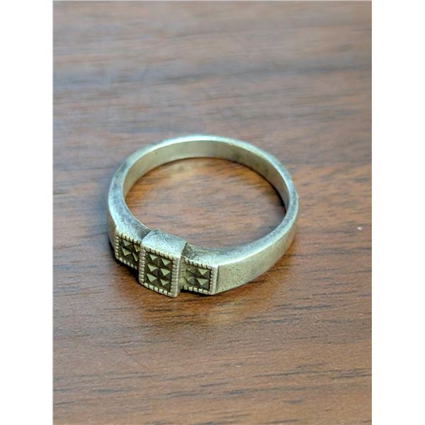 9.25 Silver Ring Size 20