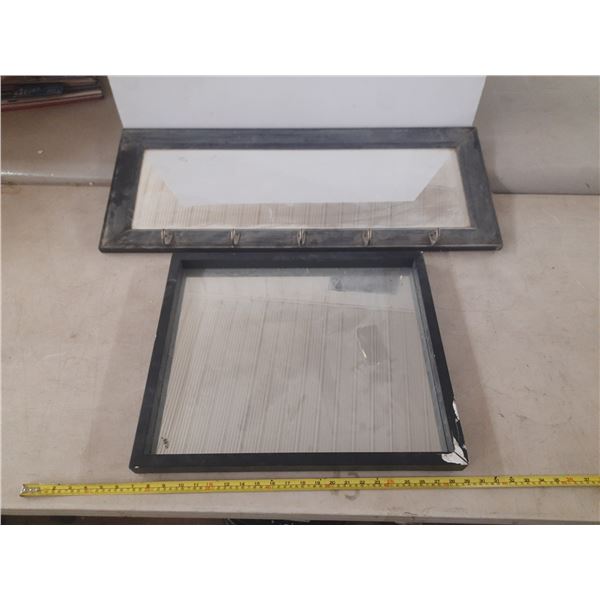 (2) Mirrors. (One is with attched Hooks)