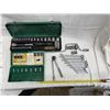Image 1 : CHALLENGER TOOL COMPANY 3/8-INCHES DRIVE SOCKETS, WRENCHES, RATCHETING WRENCHES, EXTENSIONS, AND COM