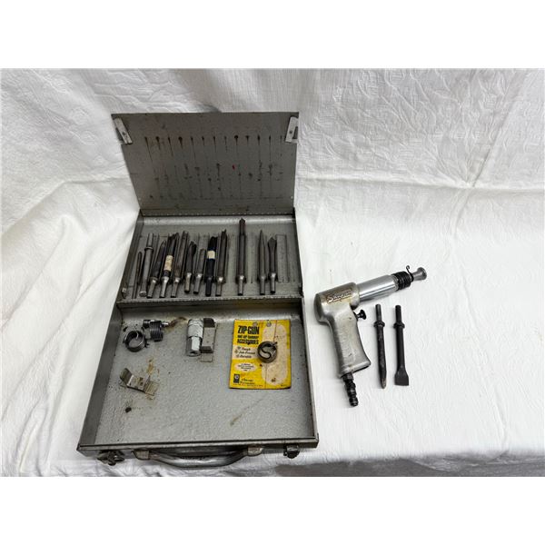 SNAP-ON AIR CHISEL WITH TWO SNAP-ON CHISEL TIPS AND CHICAGO PNEUMATIC CHISEL TIPS IN METAL ZIP-GUN B