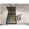 Image 2 : SNAP-ON AIR CHISEL WITH TWO SNAP-ON CHISEL TIPS AND CHICAGO PNEUMATIC CHISEL TIPS IN METAL ZIP-GUN B