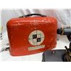 Image 5 : VINTAGE DAVID WHITE UNIVERSAL REALIST SURVEYORS’ TRANSIT WITH CASE