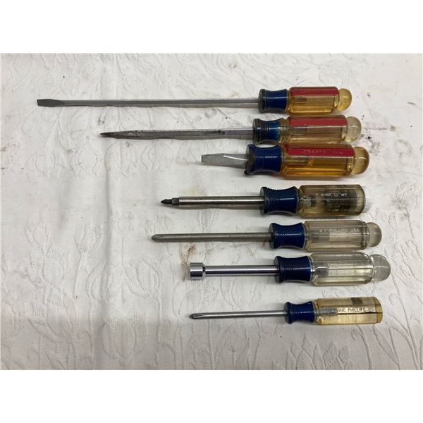 CRAFTSMAN SCREWDRIVERS AND AWLS, LOT OF 8 (ONE IS NOT IN THE FIRST PICTURE, SEE SECOND PICTURE)