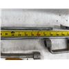 Image 2 : COLLECTION OF AUTOMOTIVE TOOLS, INCLUDING A MULTIPURPOSE BEARING AND PULLEY PULLER SET, BREAKER BARS
