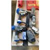 Image 1 : GROUP OF 5 PNEUMATIC POWER TOOLS - 2 BRAD NAILERS AND 3 DISC SANDERS