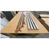 Image 2 : GROUP OF (4) RICHELIEU ALUMINIUM BAR CLAMPS AND (4) LARGE STEEL BAR CLAMPS