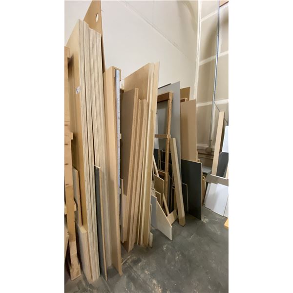 LARGE GROUP OF ASSORTED WOOD