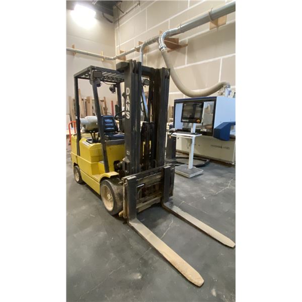 HYSTER S65XM YELLOW PROPANE FORKLIFT-HOURS UNKNOWN, 3 STAGE MAST, SOLID RUBBER TIRES, 1000LB