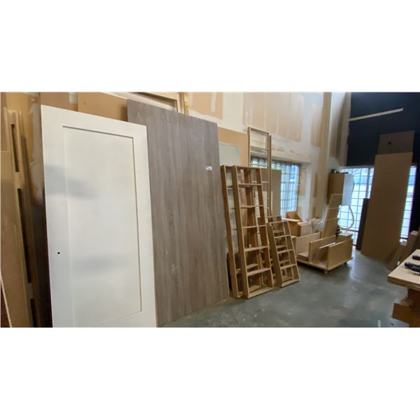 LARGE GROUP OF ASSORTED WOOD