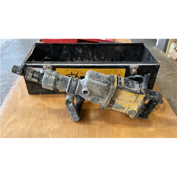 KANGO ELECTRIC JACK HAMMER WITH ASSORTED BITS