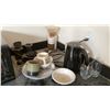 Image 13 : CONTENTS OF LUNCH ROOM *MOUNTED KITCHEN CABINETS STAY*