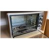 Image 7 : CONTENTS OF LUNCH ROOM *MOUNTED KITCHEN CABINETS STAY*