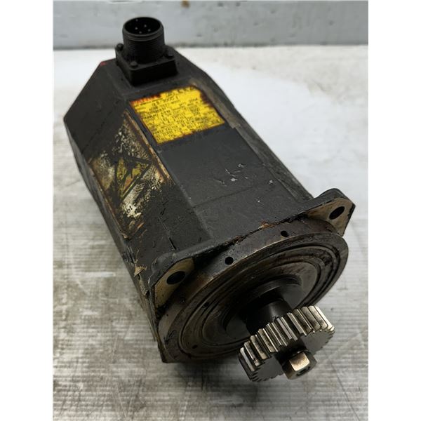 Fanuc #A06B-0227-B000 AC Servo Motor W/ #A860-2000-T301 Pulsecoder
