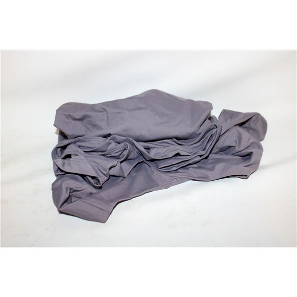 NEW FRANK AND OAK WOMENS LONG SLEEVE TEE LARGE