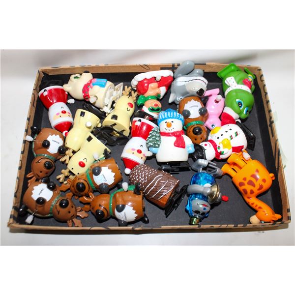 VINTAGE 20 WIND-UP TOYS, INCLUDES SANTA & 8