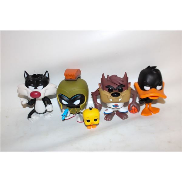 LOT OF LOONEY TOON FUNKO CHARACTERS