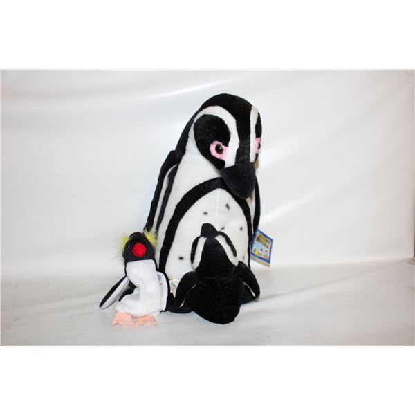 PENQUIN PLUSH STUFFIES