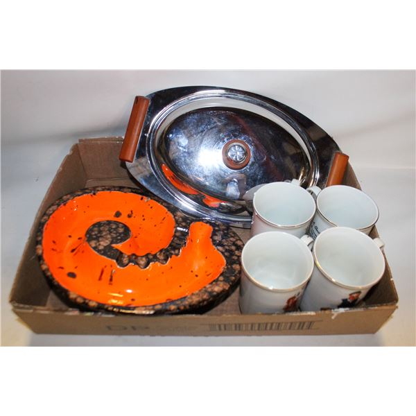 SET OF NORMAL ROCKWELL MUGS,