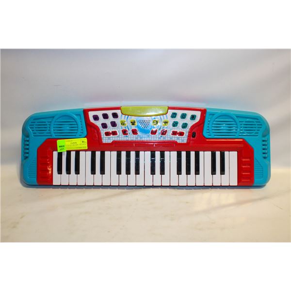 SUPERSTAR KEYBOARD - PLAYFUL MINDS