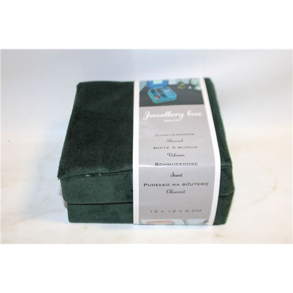 NEW VELVET JEWELLERY BOX GREEN