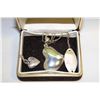 Image 1 : ESTATE LOCKET & NECKLACES IN BOX-ESTATE