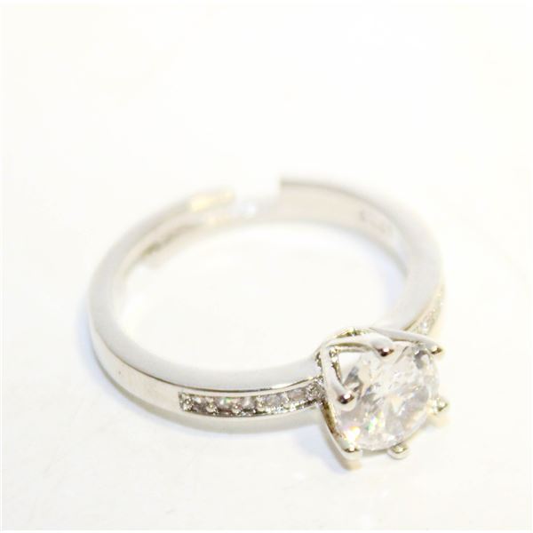 2CT ROUND BRILLIANT MOISSANITE SIZE 6 RING