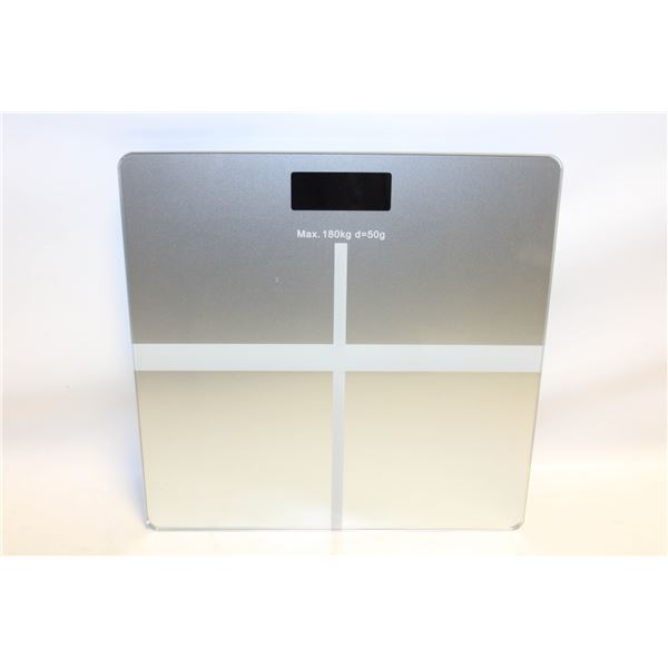NEW WEIGHT SCALE GLASS TOP 396LBS